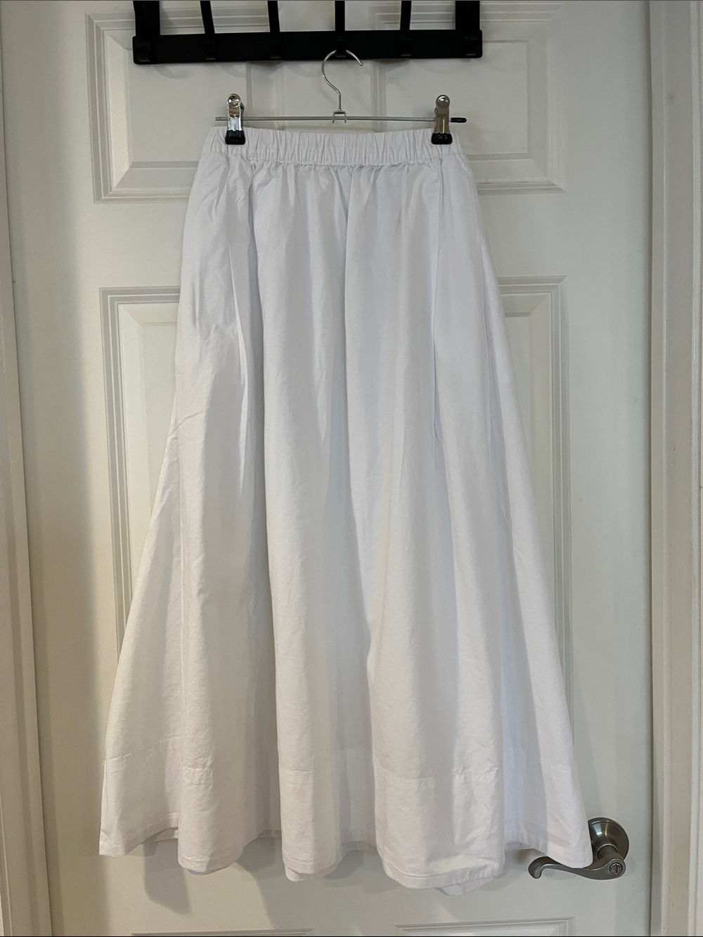 Vans White Maxi Skirt with Elastic Waist